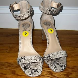 VINCE CAMUTO HEELS